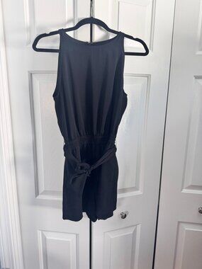 Club Monaco Black Crew Neck Sleeveless Shorts Romper Size 2